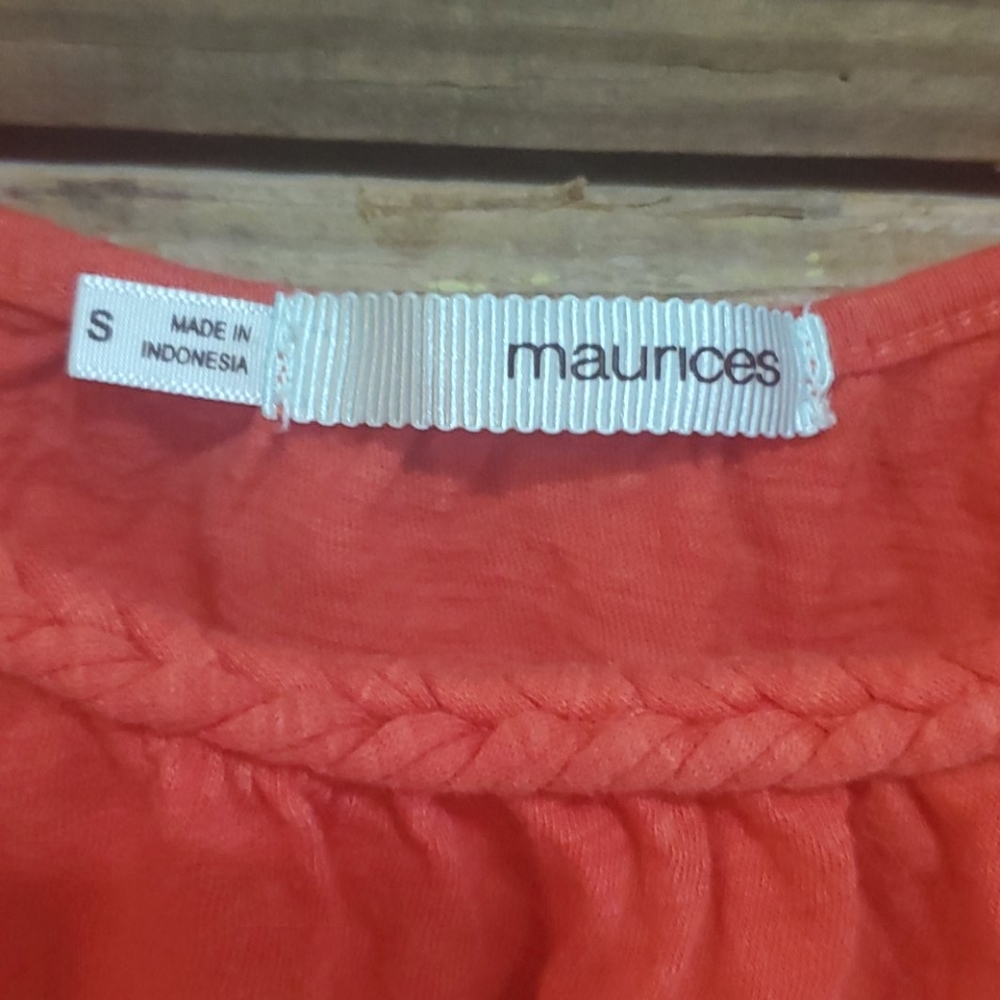Maurices Tank - Picture 3 of 5